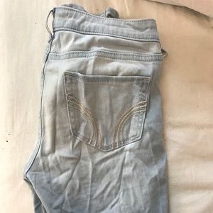 Hollister light wash jeans low rise
